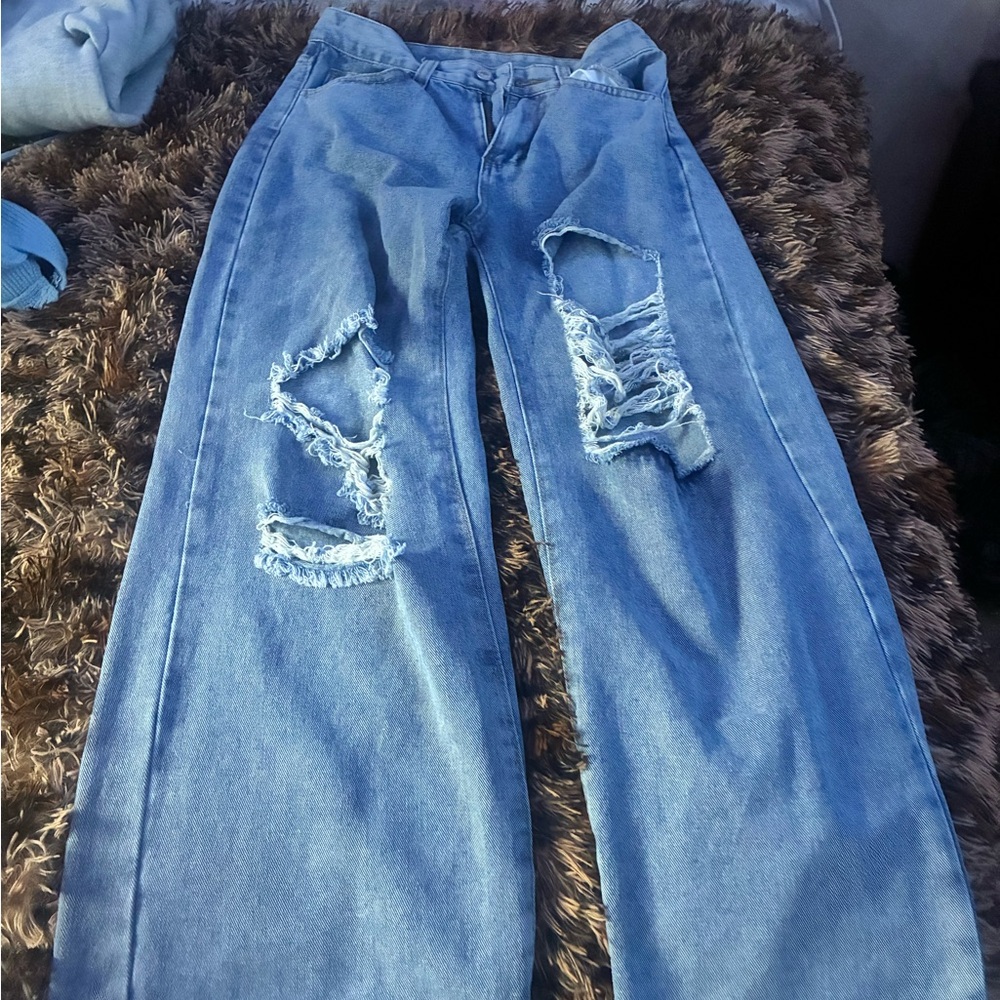 SHEIN Light Blue Ripped Wide Leg Jeans